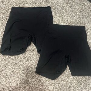 lot of 2 lavento shorts